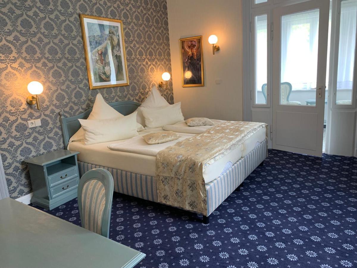 Hotel Seeufer 플론 외부 사진